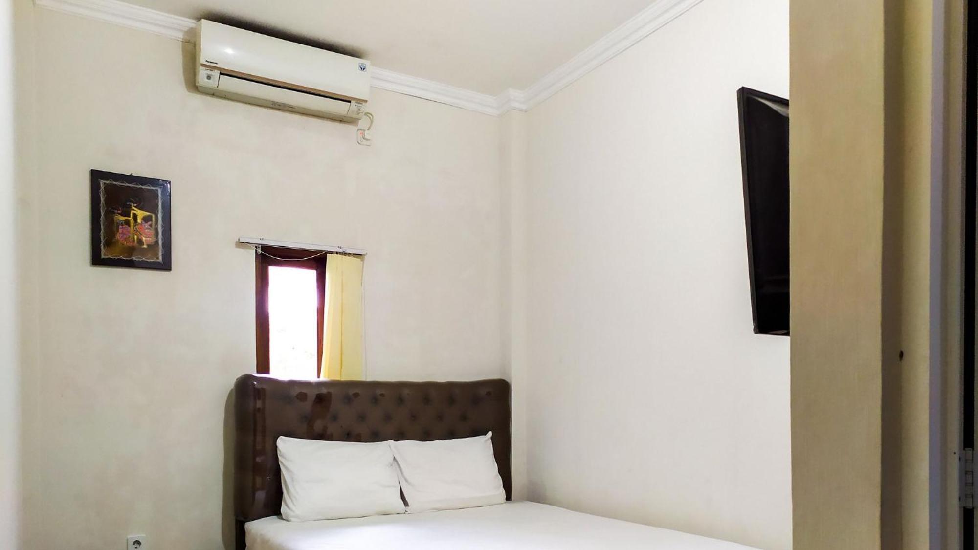 Omah Leren Mitra Reddoorz Near Gembiraloka Zoo Yogyakarta Hotel Exterior foto
